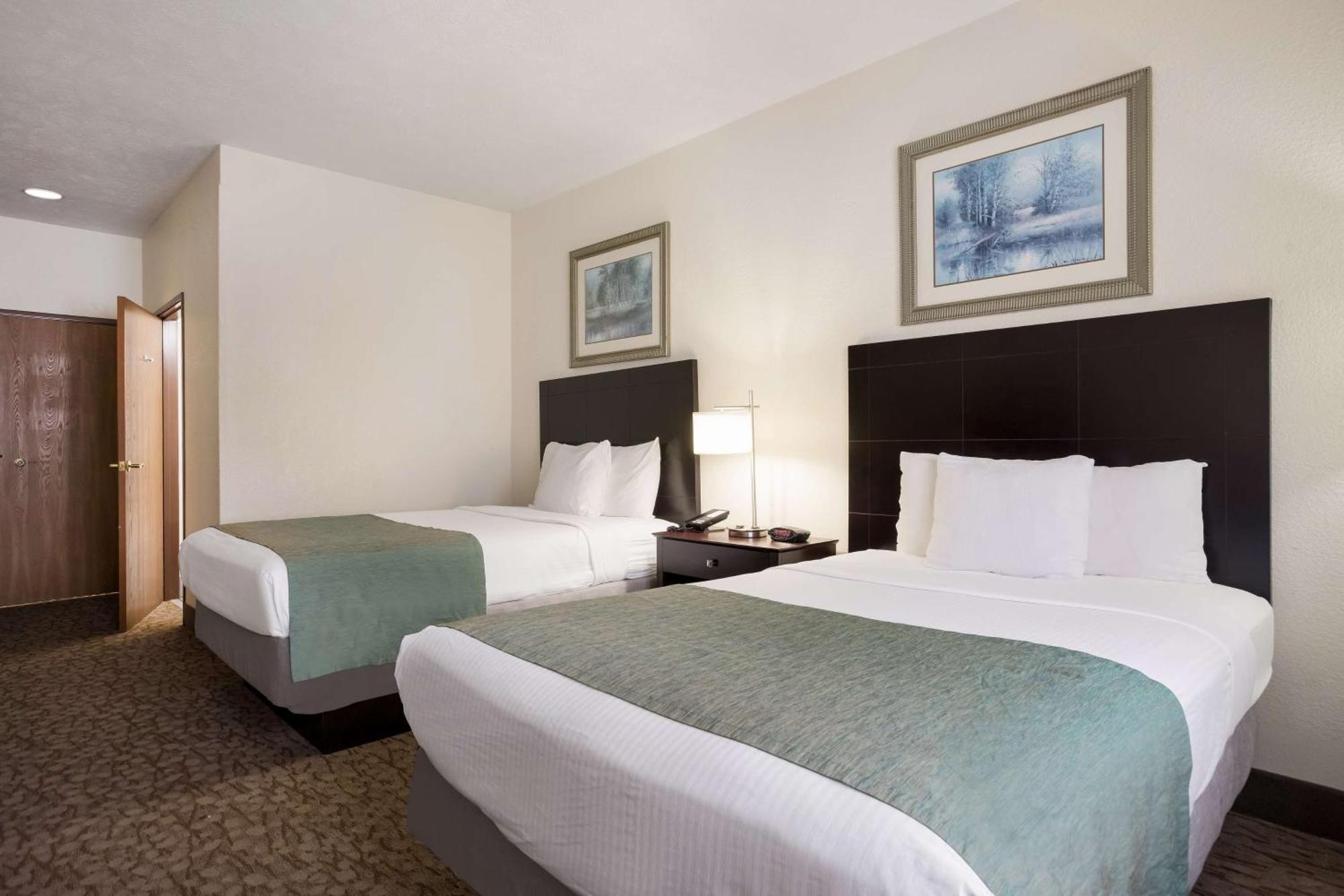 Best Western Kendallville Inn Bagian luar foto