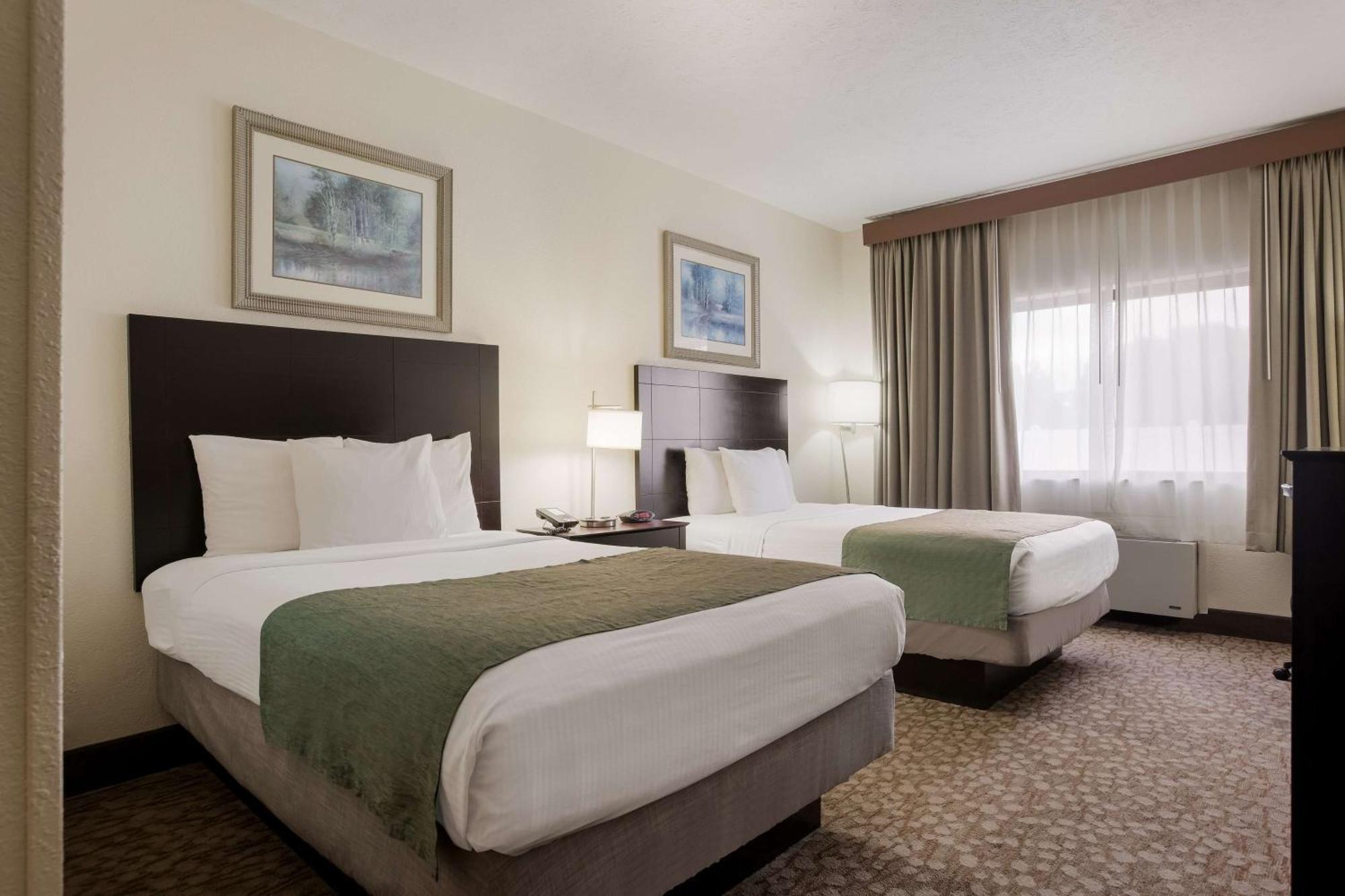 Best Western Kendallville Inn Bagian luar foto