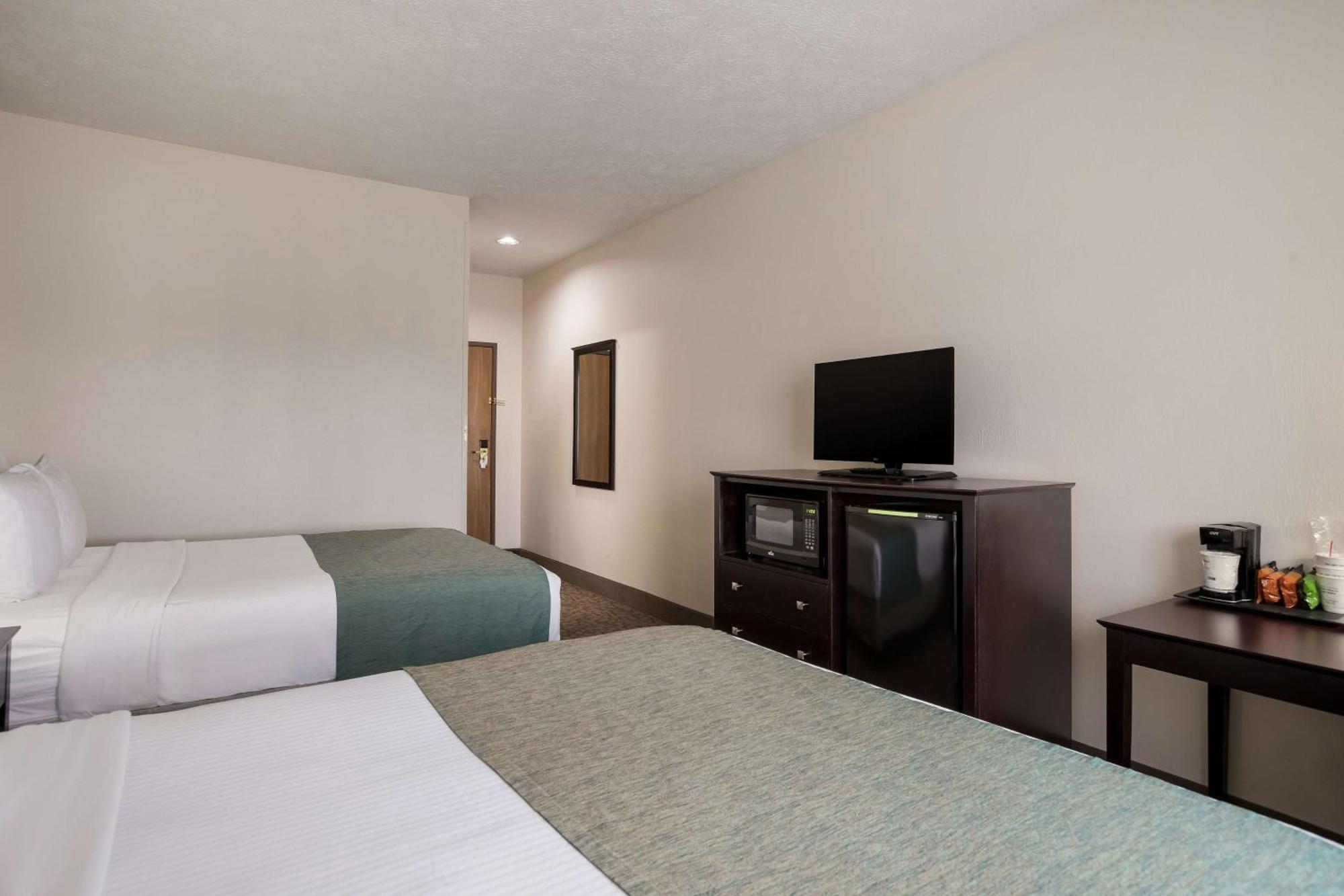 Best Western Kendallville Inn Bagian luar foto
