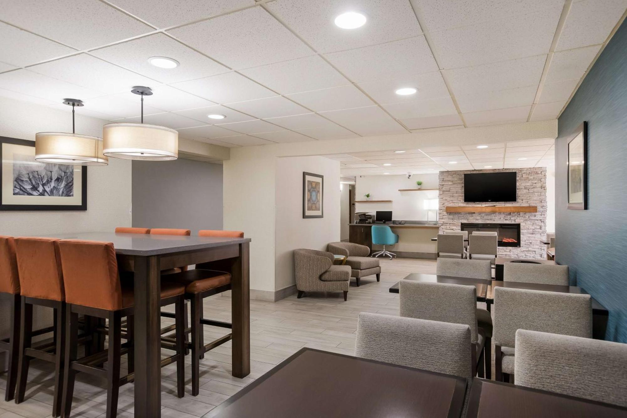 Best Western Kendallville Inn Bagian luar foto